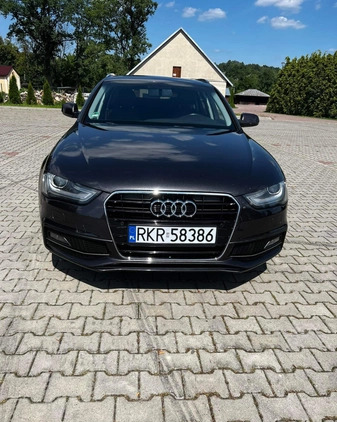 Audi A4 cena 52900 przebieg: 200000, rok produkcji 2013 z Sędziszów małe 67